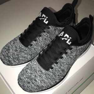 NWT APL Men Phantom Loom Running Shoes Grey 10